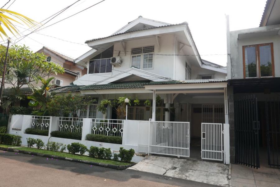 Dijual Rumah di Jl. Maleo, Bintaro Jaya Sektor 9